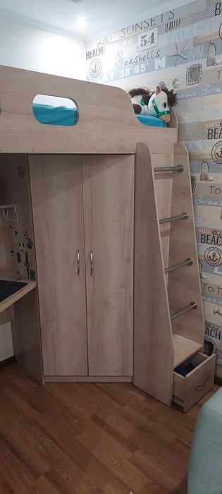 Продается детская кровать 3 в 1