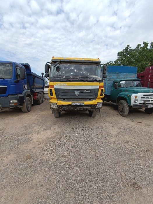 Futon sotiladi srochno