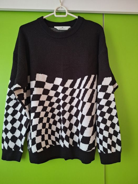 Pulover H&M, nu Zara