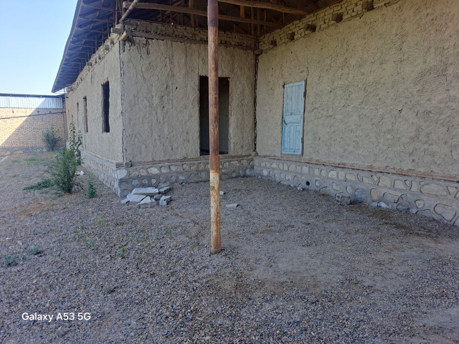 Uchastka 13 sotix Manzil:Buxoro viloyati Kogon tumani Xo'ja Yakshaba.