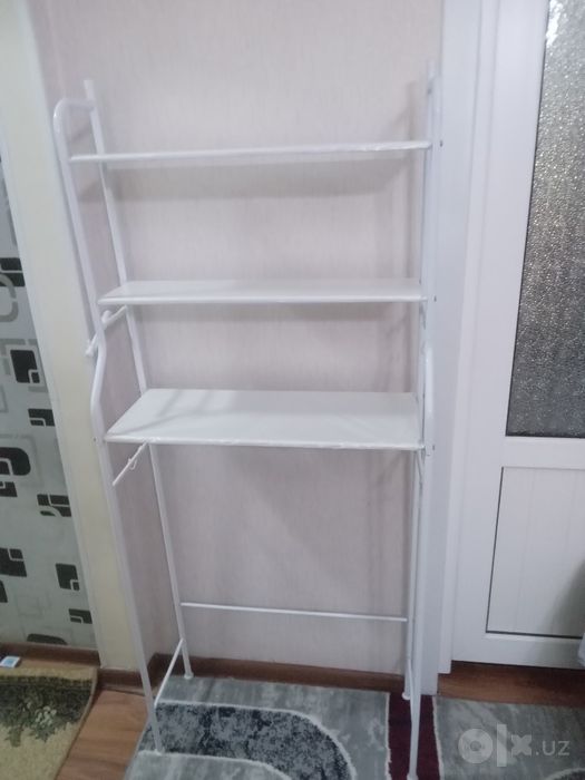 Продаю СРОЧНО полку для ванной комнаты над стиральной машиной.
