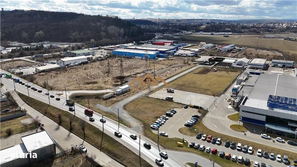 Se inchiriatza | Teren | Zona cu trafic | 1500mp