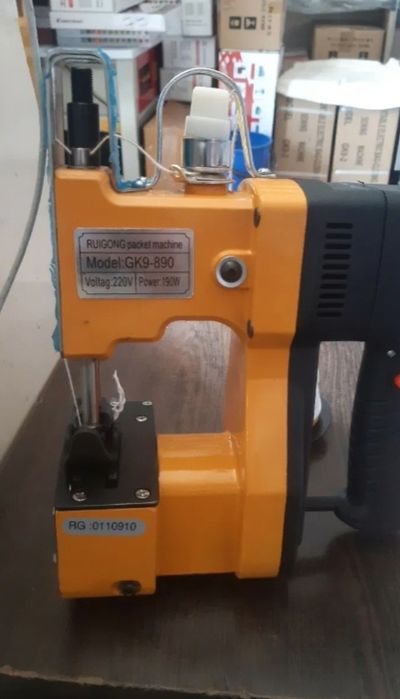 Швейная машинка для мешков, мешкозашивочная машина