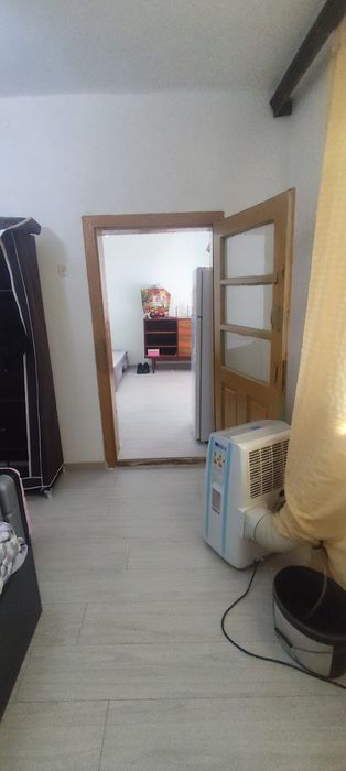 Vând casă bătrânească  în județul Tulcea ,oraș Măcin