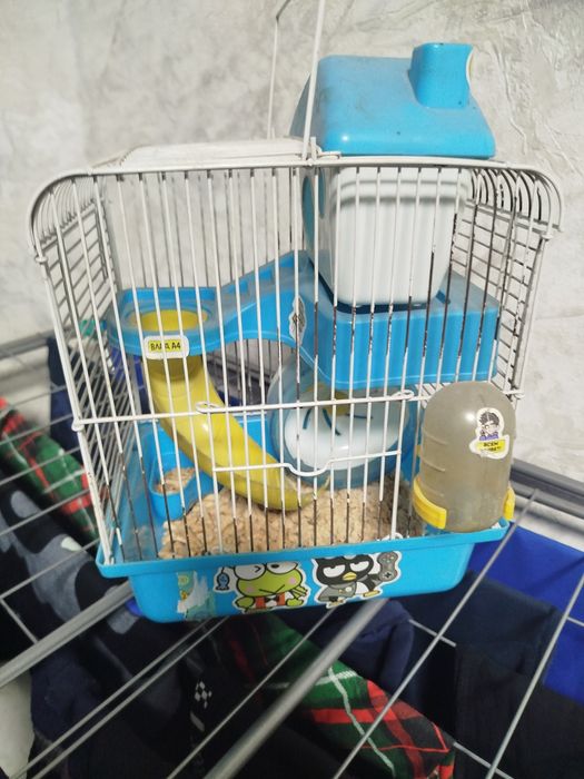 Продам клетку для хомяков