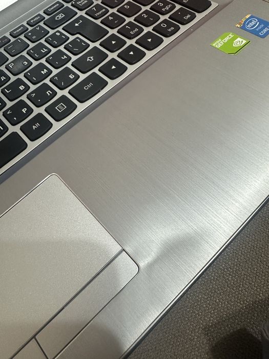 Лаптоп Леново Z50-70