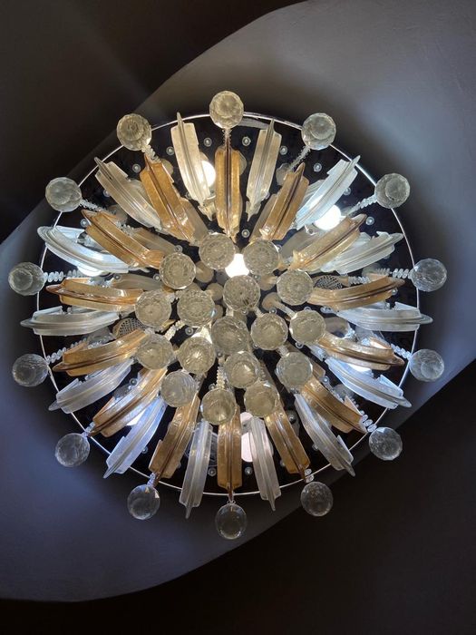 Люстра для гостиной