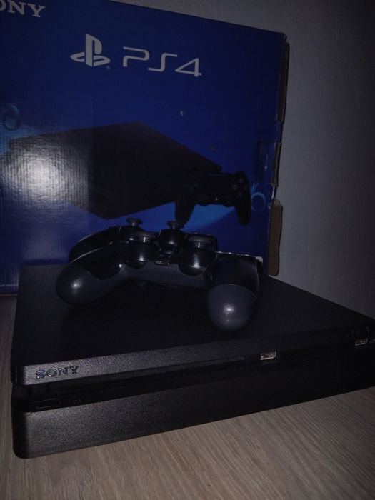 PlayStation 4 slim идеал оригинал