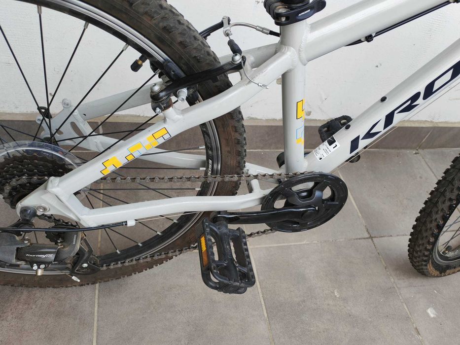 Bicicleta MTB KROSS 24″  JR 1.0 gri/negru