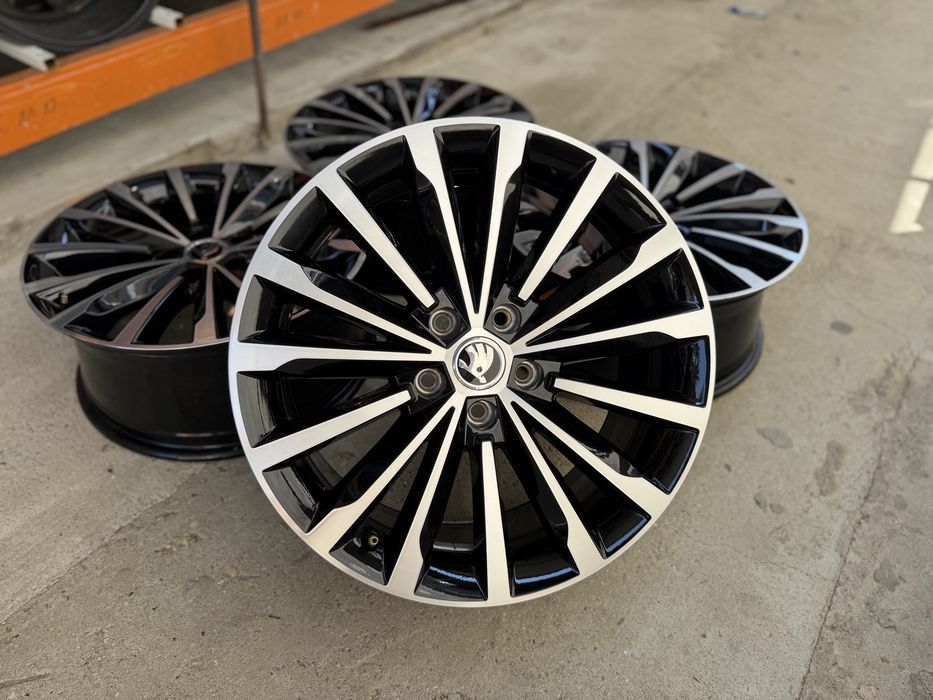 Jante Aliaj originale Skoda Octavia Superb – 18 inch – 3VD601025D – 8Jx18 ET44 – 5x112