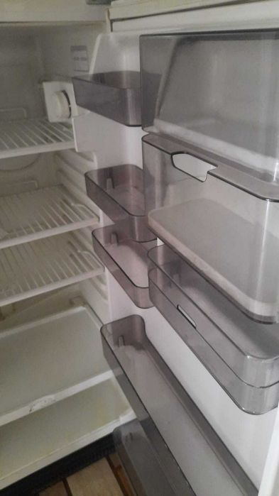 Холодильник б/ у ( Арчелик)