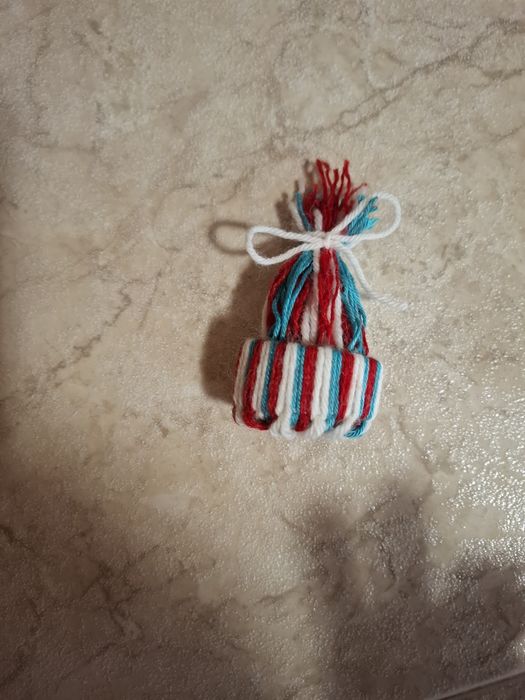 Ръчно направени вълнени шапчици