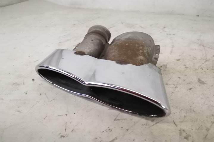 Оригинален изпускателен накрайник Ляв в добро състояние Бентли Контине