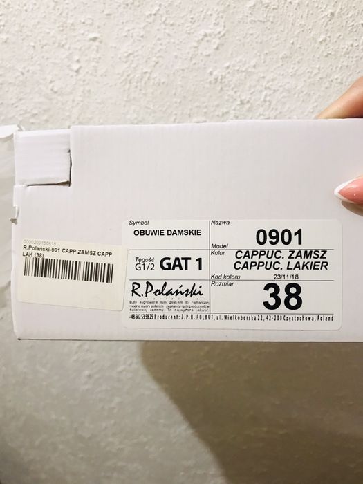 Чисто нови обувки на Sagan от естествена кожа!