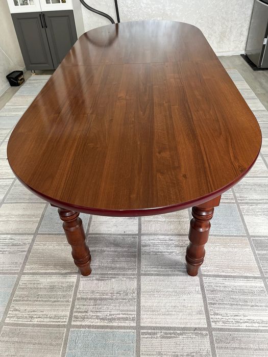 Стол продам срочно