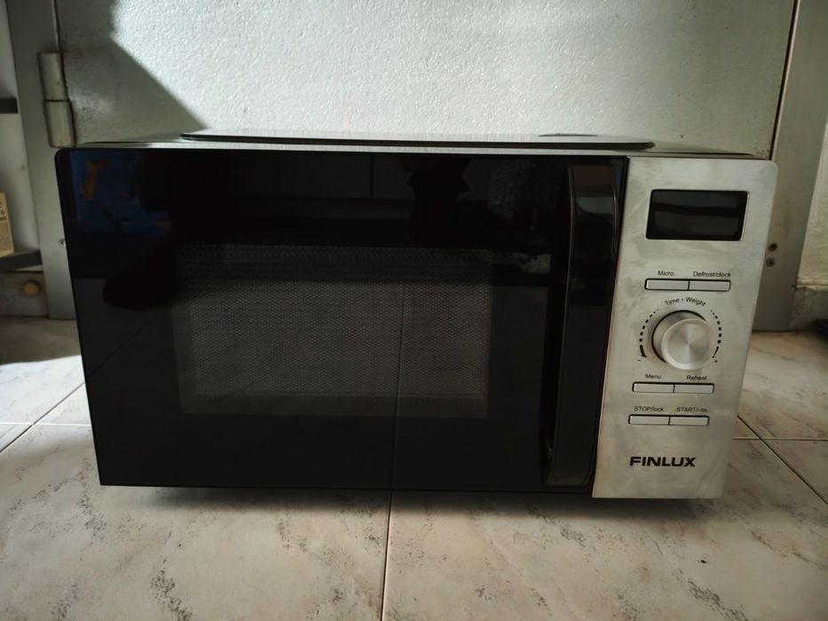 Микровълнова фурна FINLUX