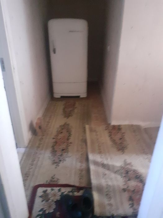 Paxtazordan 2 xonali kvartira sotiladi