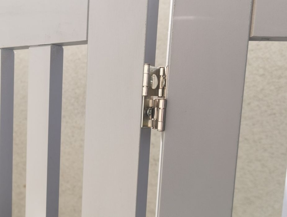 Vând gard de siguranță MDF 70/154 cm pliabil