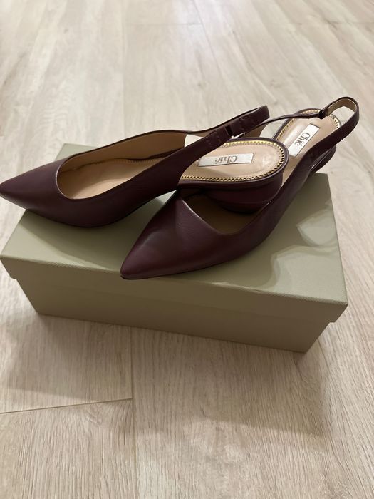 Продаются новые босоножки