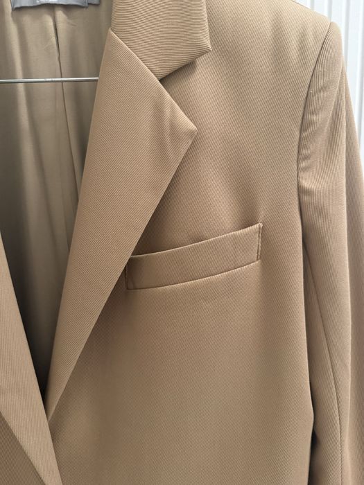 Женский жакет костюмный