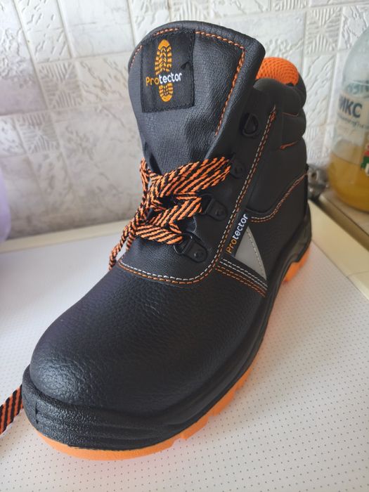 Рабочие ботинки 39 размер