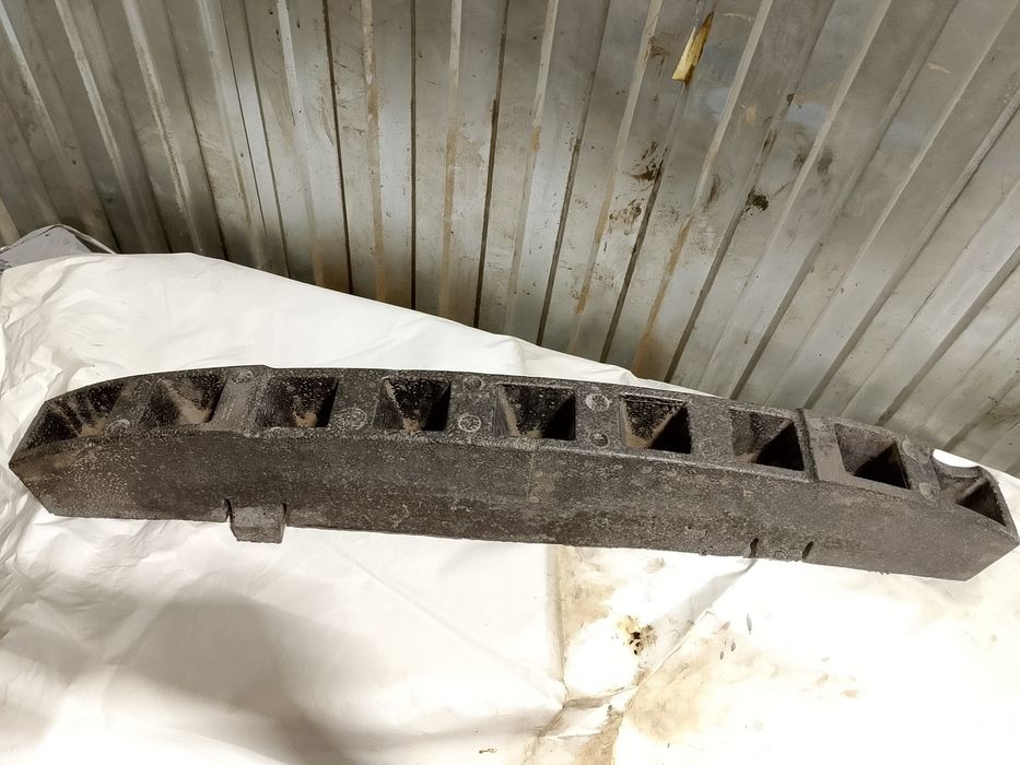 Пенный наполнитель бампера Шкода Рапид