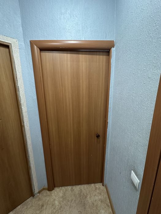 Продам межкомнатные двери 3шт