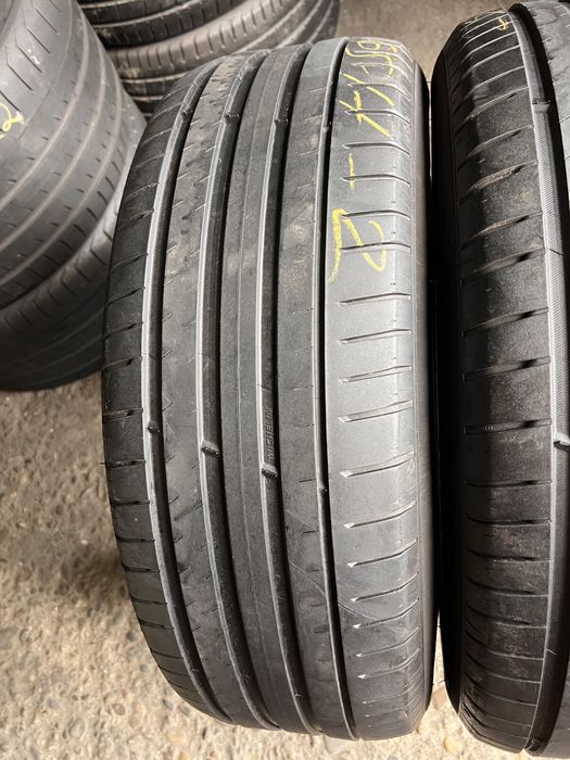 2 anvelope vara 235/65/17 , Michelin , DOT 2020