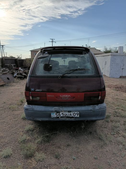 Продам тойота Люсида