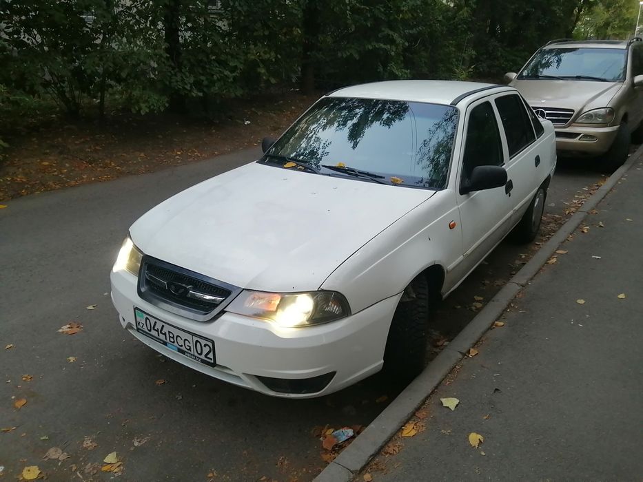 Продам деу нексия 2