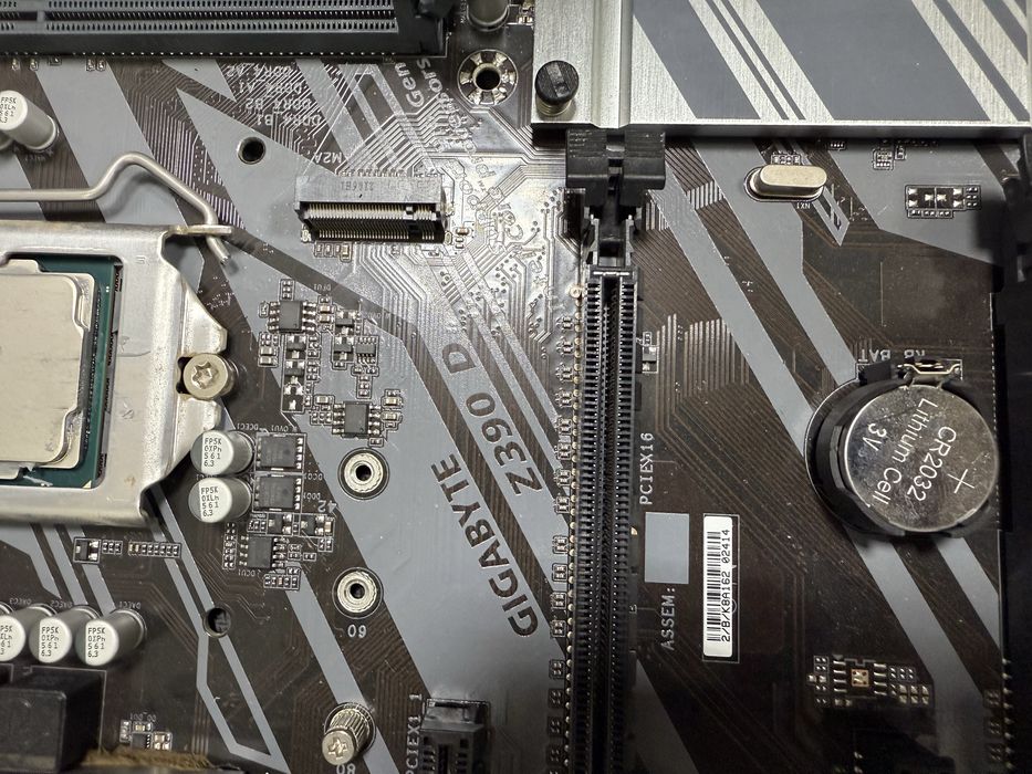 Процессор intel core i7-8700K, материнка z390