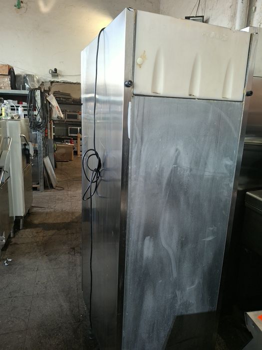 Хладилник професионален FOSTER  средно температурнен