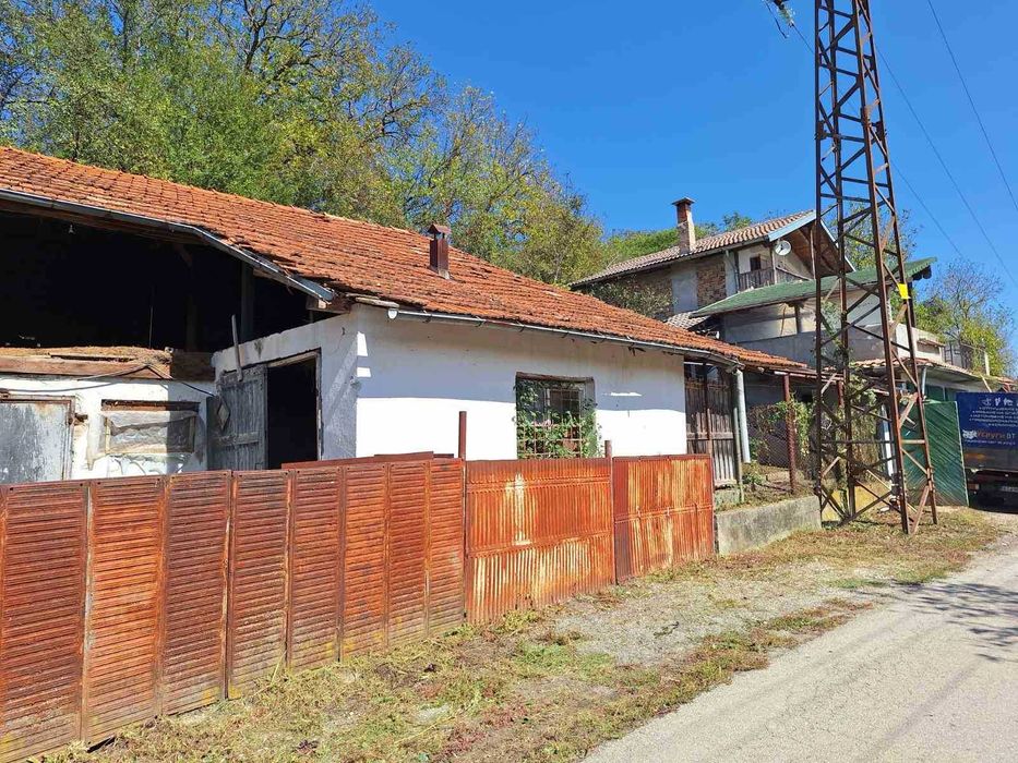 Продава се Къща в с. Малки чифлик, Област Велико Търново - 100 кв.м за 357 €/кв.м - Снимка #3