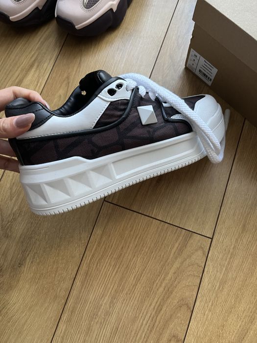 Дамски кецове Valentino