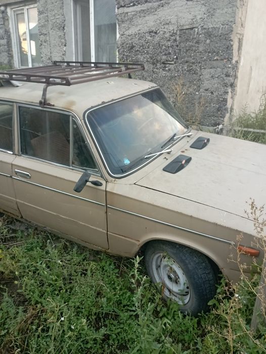 Продам ваз 2103 в на ходу
