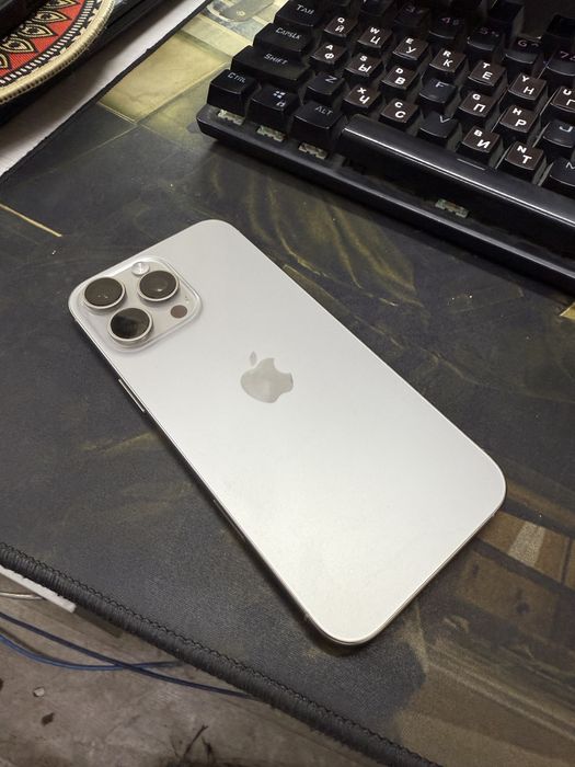 iPhone 16 Pro Max