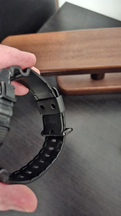 Casio Tough Solar negru