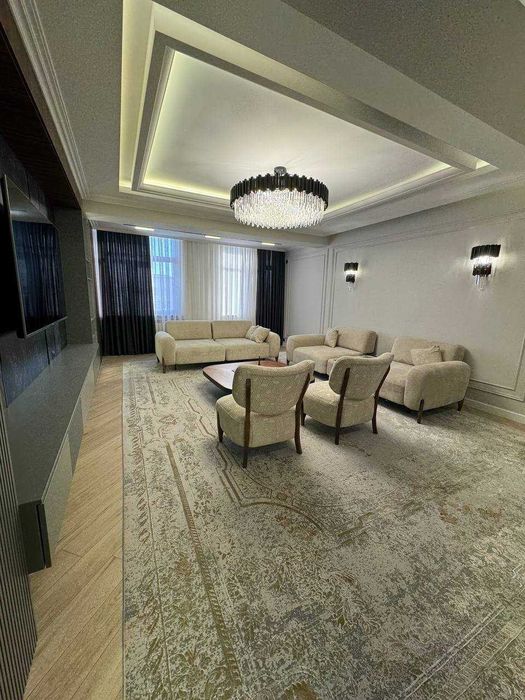 Аренда (Жк Mega Dom) 3-комнат 150м² Ор-р Паркентский - Макро