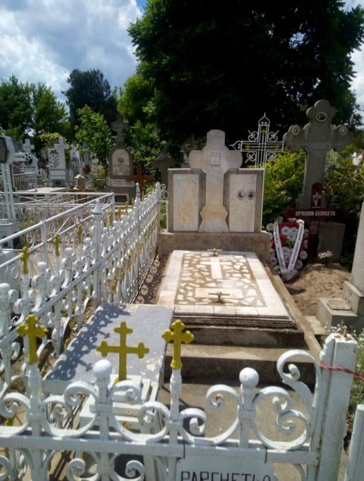 Loc de veci Sf Constantin Braila ,cripta cu 2 nivele