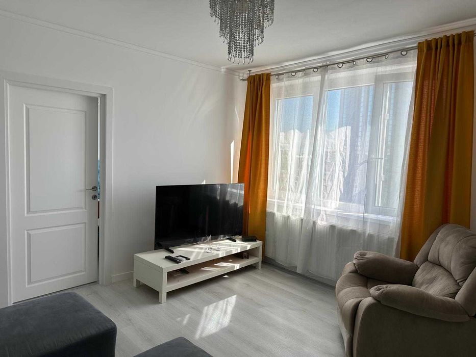 Piata Romana 2 camere excelent