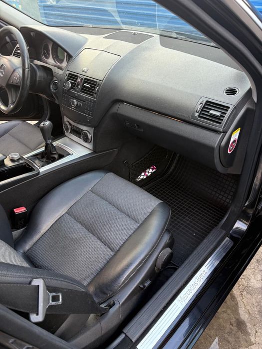 MERCEDES-BENZ C-Class 2007 — imagine 4