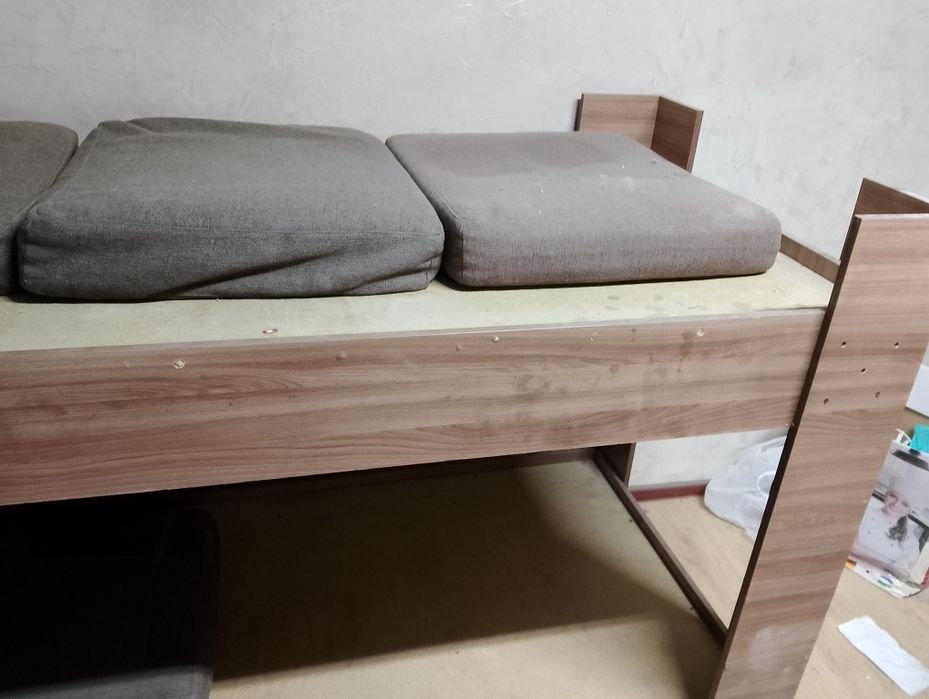 Кровать детский двух ярусной