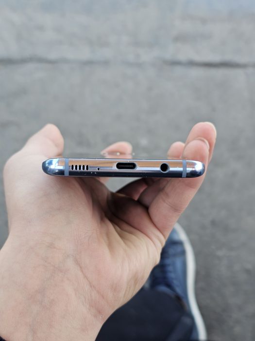 Самсунг с8+ обмен интересует