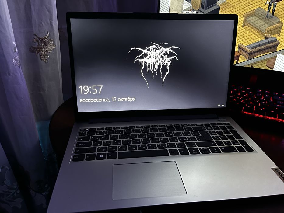 Продам ноутбук Lenovo