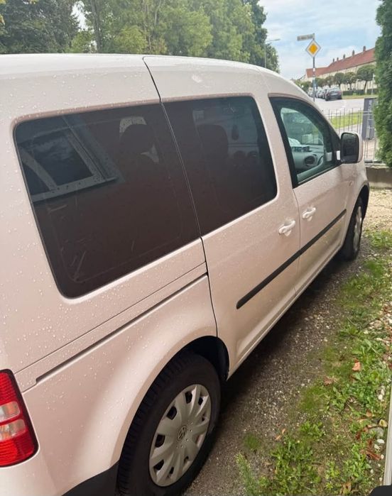 VOLKSWAGEN Caddy 2013 — imagine 2