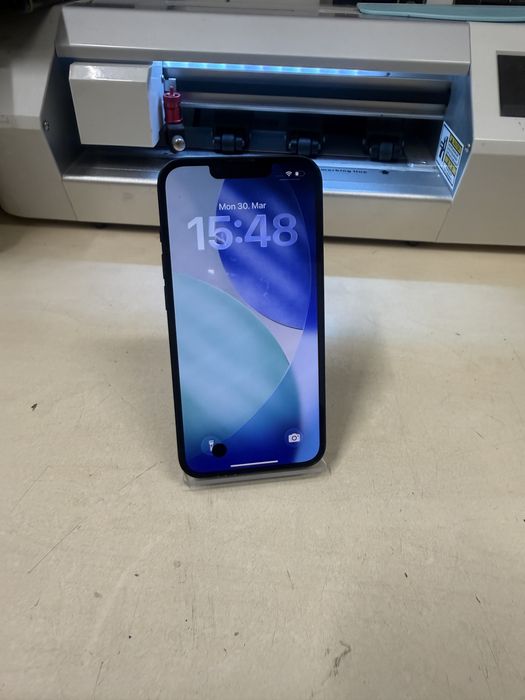 Iphone 13 / 128 gb  / garantie