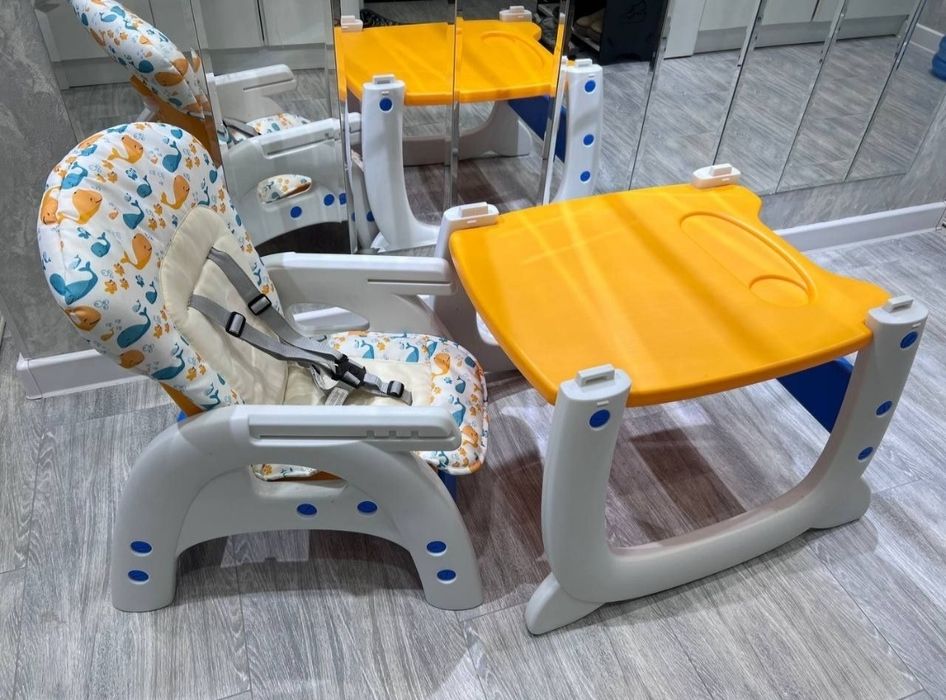 Стулчик для кормления - парта для малышей универсальный 2в1