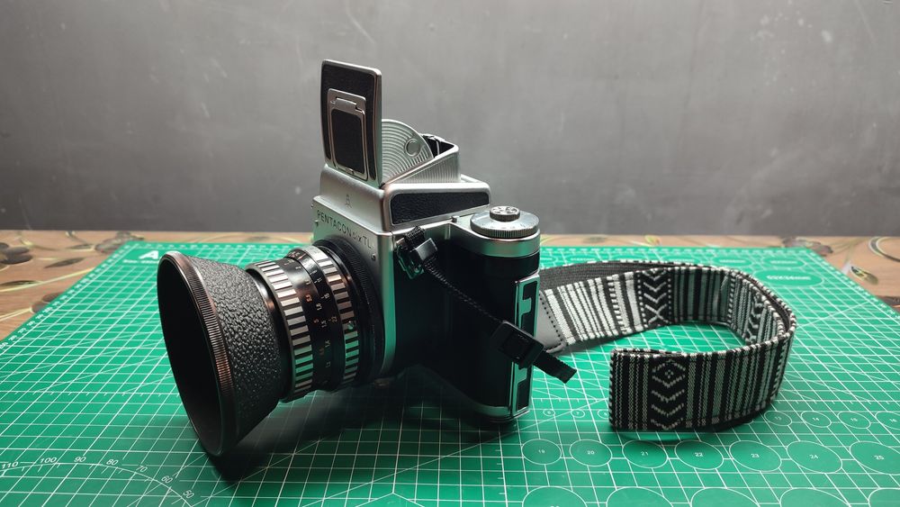 Pentacon SIX + 80 мм.  + аксессуары