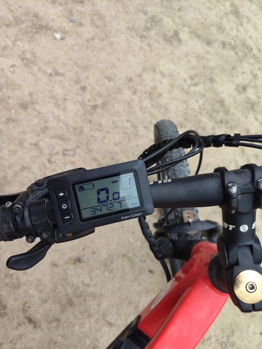 Vând bicicleta electrică (URGENT)