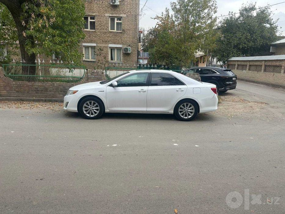 Toyota Camry Hybrid 2012 Full (Американка)